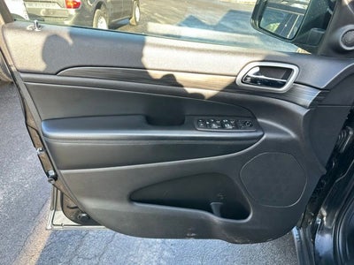2021 Jeep Grand Cherokee Laredo X 4x4