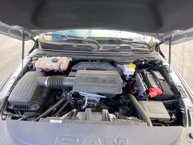 2022 RAM 1500 Big Horn Crew Cab 4x4 5'7" Box