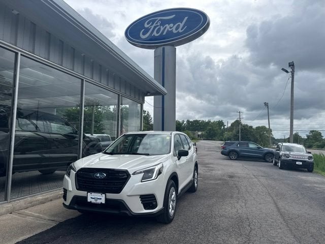 2023 Subaru Forester Base