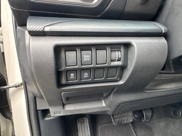 2023 Subaru Forester Base