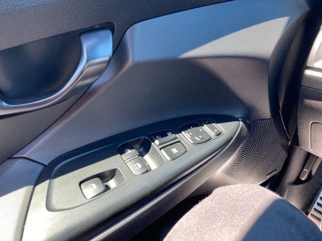 2022 Hyundai Veloster N Base
