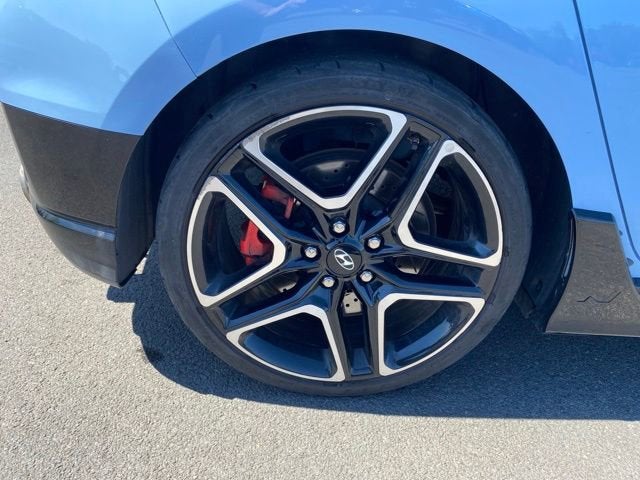 2022 Hyundai Veloster N Base