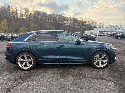 2019 Audi Q8 55 Premium