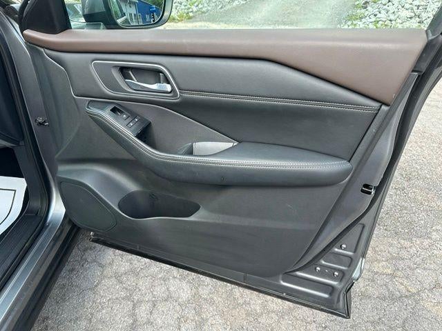 2021 Nissan Rogue SV FWD