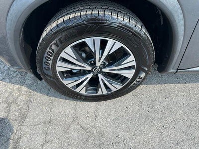 2021 Nissan Rogue SV FWD