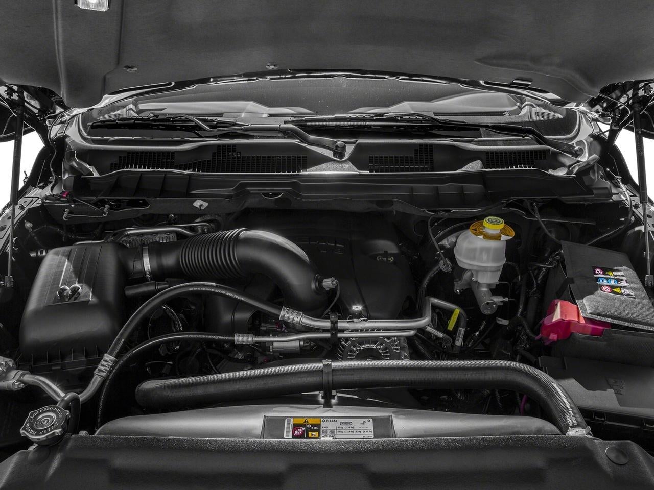 2016 RAM 1500 4WD Crew Cab 5.7 Ft Box Sport