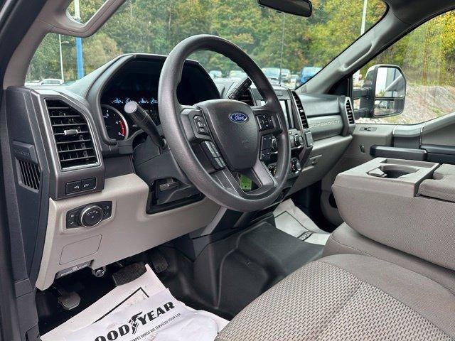 2022 Ford Super Duty F-250 SRW XLT 4WD Crew Cab 6.75' Box