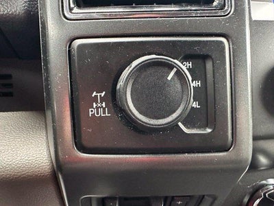 2022 Ford Super Duty F-250 SRW XLT 4WD Crew Cab 6.75' Box