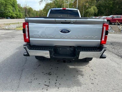 2024 Ford Super Duty F-350 SRW LARIAT 4WD Crew Cab 6.75' Box