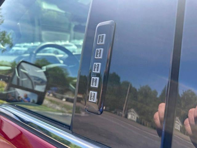2023 Ford F-150 LARIAT 4WD SuperCrew 5.5' Box
