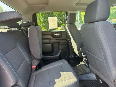 2022 Chevrolet Silverado 1500 Crew Cab Short Box 4-Wheel Drive Custom