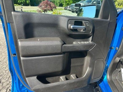 2022 Chevrolet Silverado 1500 Crew Cab Short Box 4-Wheel Drive Custom