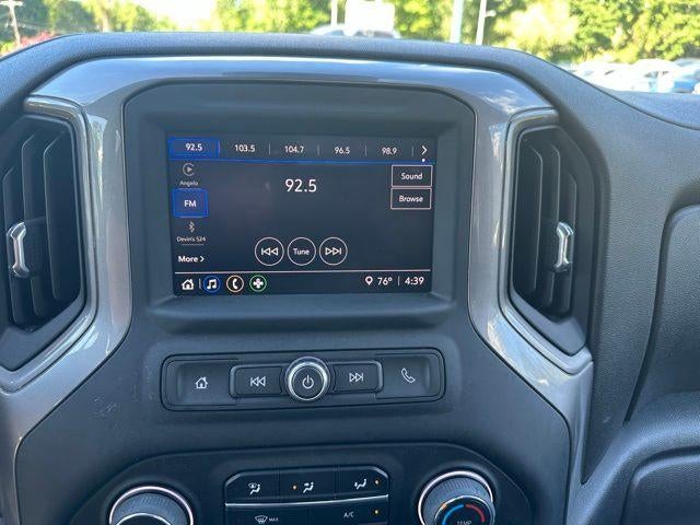 2022 Chevrolet Silverado 1500 Crew Cab Short Box 4-Wheel Drive Custom