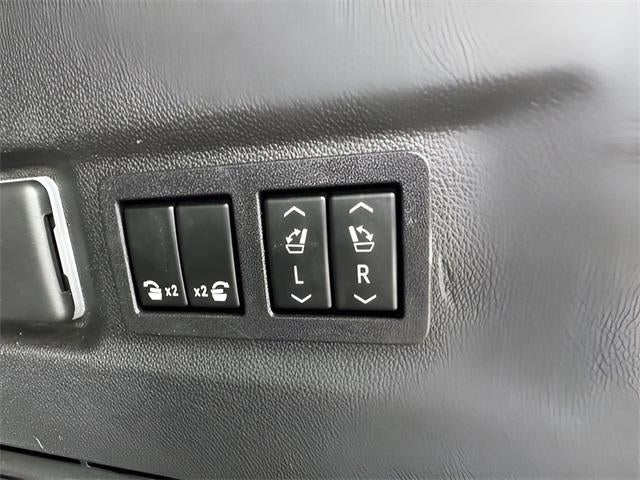 2022 Chevrolet Suburban 4WD High Country