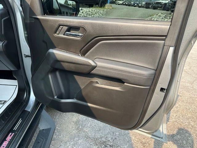 2025 GMC Canyon Crew Cab Short Box 2-Wheel Drive Elevation
