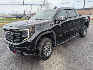 2022 GMC Sierra 1500 Crew Cab Short Box 4-Wheel Drive AT4