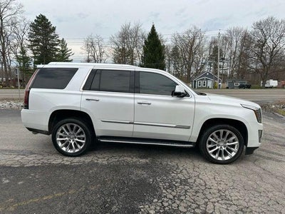 2019 Cadillac Escalade 4WD Luxury