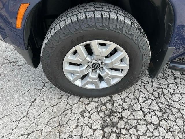 2022 Nissan Frontier Crew Cab 4x4 SV Auto