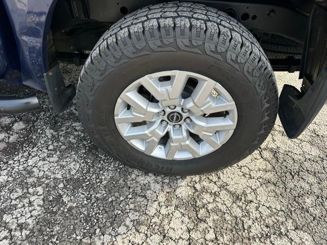 2022 Nissan Frontier Crew Cab 4x4 SV Auto