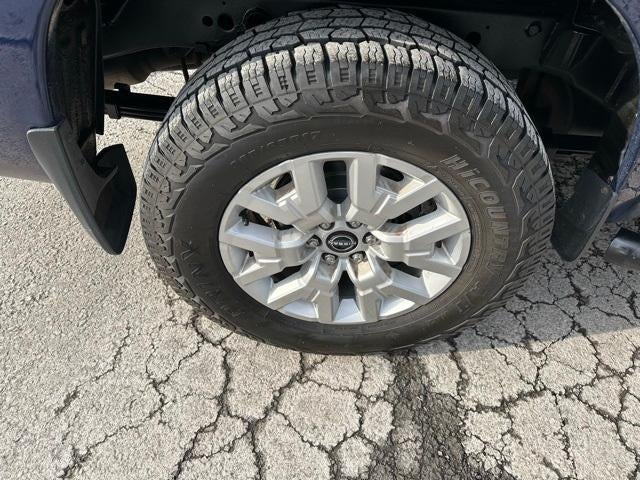 2022 Nissan Frontier Crew Cab 4x4 SV Auto