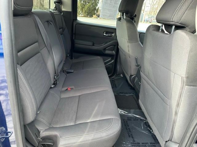 2022 Nissan Frontier Crew Cab 4x4 SV Auto