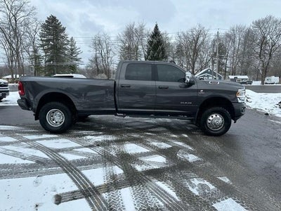 2023 RAM 3500 Laramie 4x4 Crew Cab 8' Box