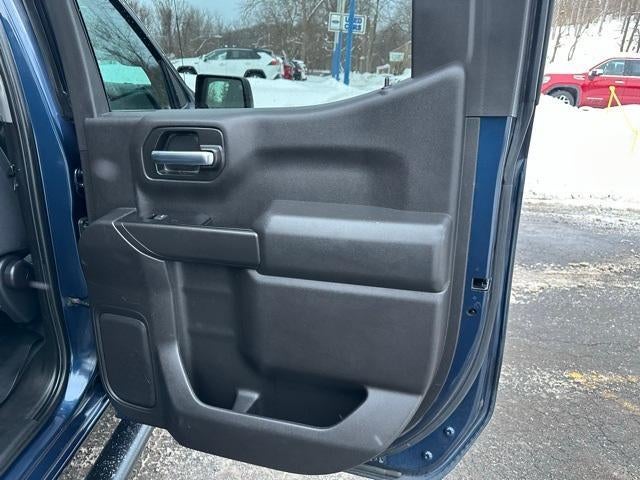 2020 Chevrolet Silverado 1500 Crew Cab Short Box 4-Wheel Drive Custom