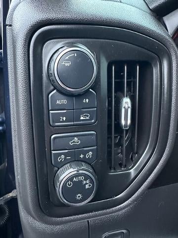 2020 Chevrolet Silverado 1500 Crew Cab Short Box 4-Wheel Drive Custom