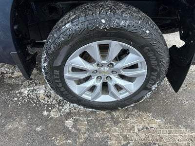 2020 Chevrolet Silverado 1500 Crew Cab Short Box 4-Wheel Drive Custom