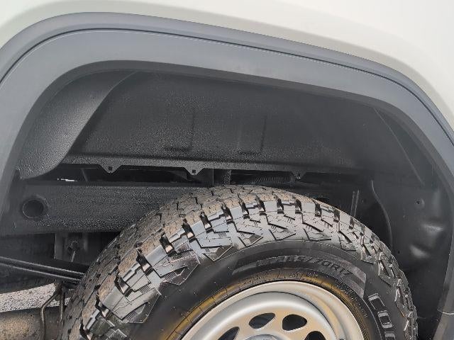 2024 GMC Sierra 1500 Crew Cab Short Box 4-Wheel Drive Pro