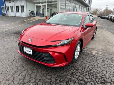 2025 Toyota Camry LE AWD (Natl)
