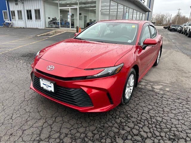 2025 Toyota Camry LE AWD (Natl)