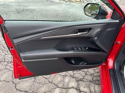 2025 Toyota Camry LE AWD (Natl)