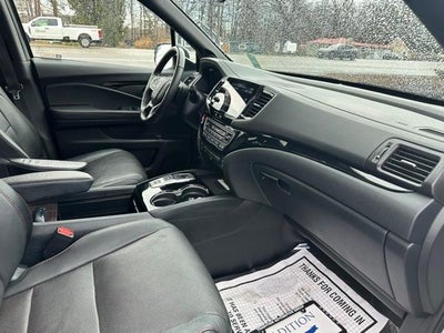 2022 Honda Pilot Black Edition AWD