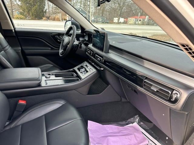 2023 Lincoln Aviator Standard AWD