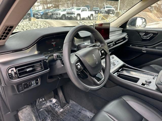 2023 Lincoln Aviator Standard AWD