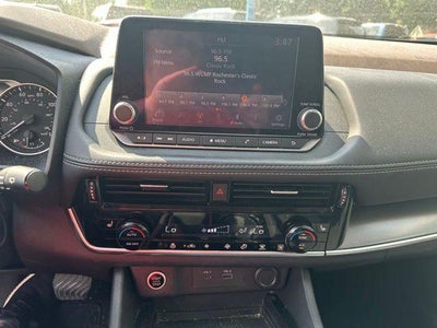 2021 Nissan Rogue FWD SV