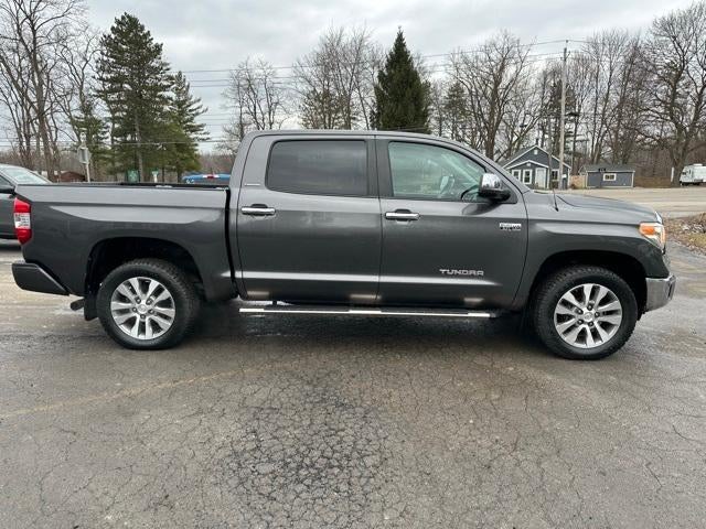 2017 Toyota Tundra 4WD 4WD Limited CrewMax 5.5' Bed 5.7L FFV (SE)
