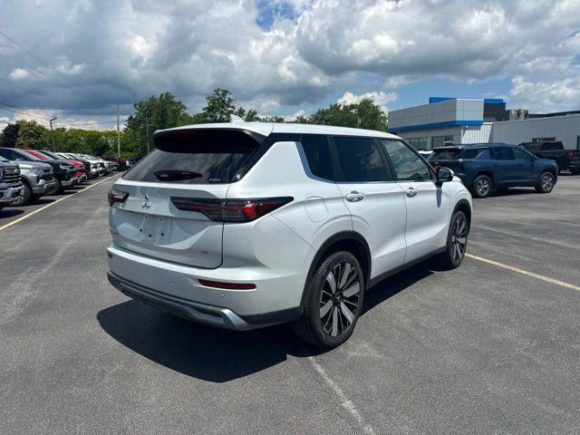2025 Mitsubishi Outlander SE S-AWC