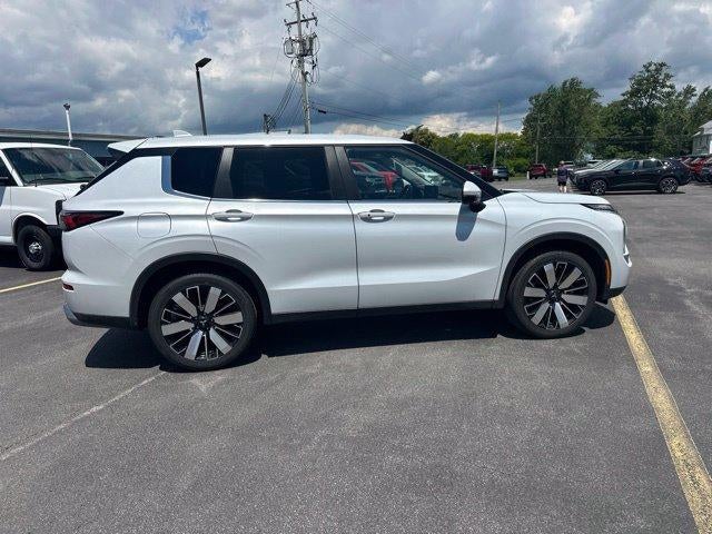 2025 Mitsubishi Outlander SE S-AWC