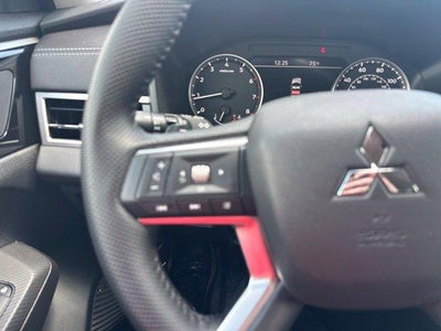 2025 Mitsubishi Outlander SE S-AWC
