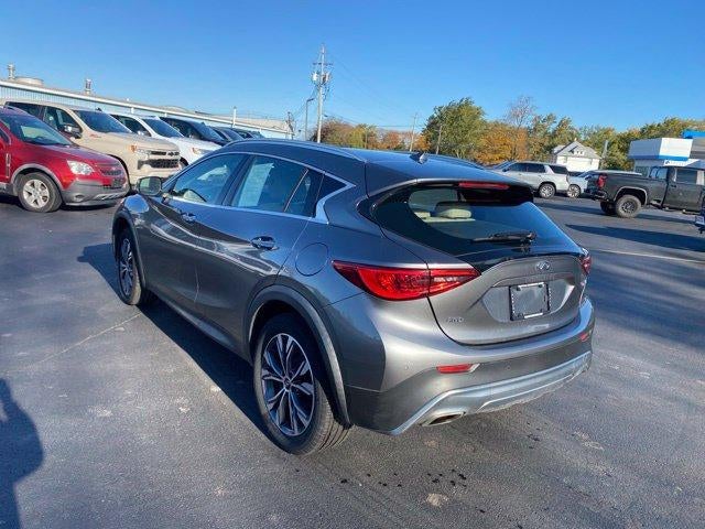 2018 INFINITI QX30 Premium AWD